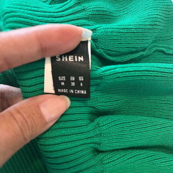 NWOT Ruffle Hem Ribbed Dress - Picture 8 of 8